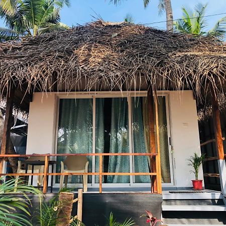 Agonda Beach Chalets Екстериор снимка