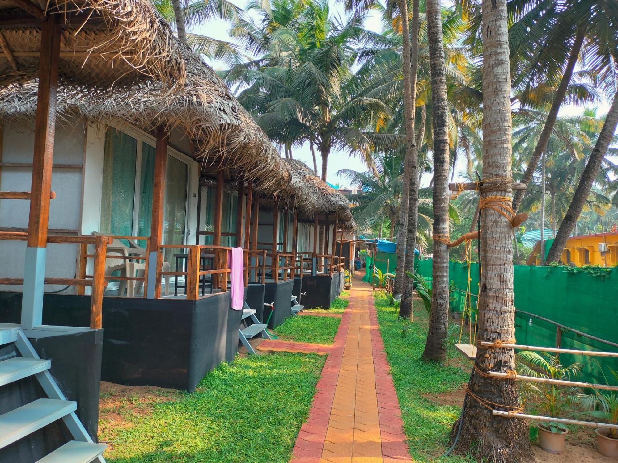 Agonda Beach Chalets Екстериор снимка