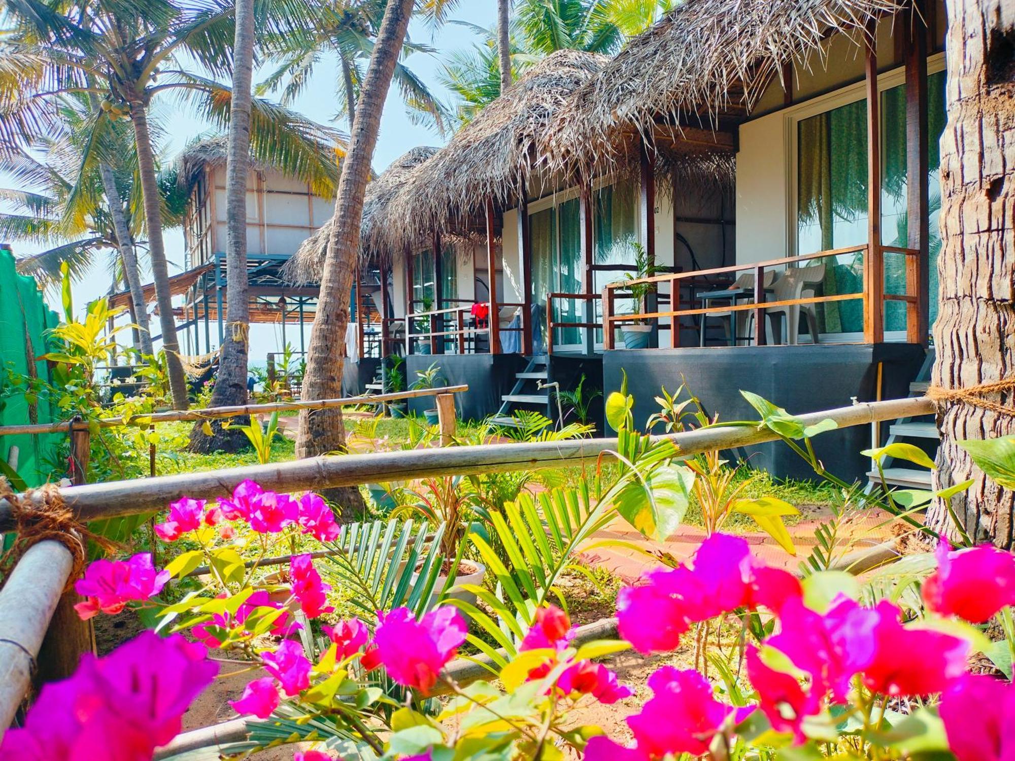 Agonda Beach Chalets Екстериор снимка