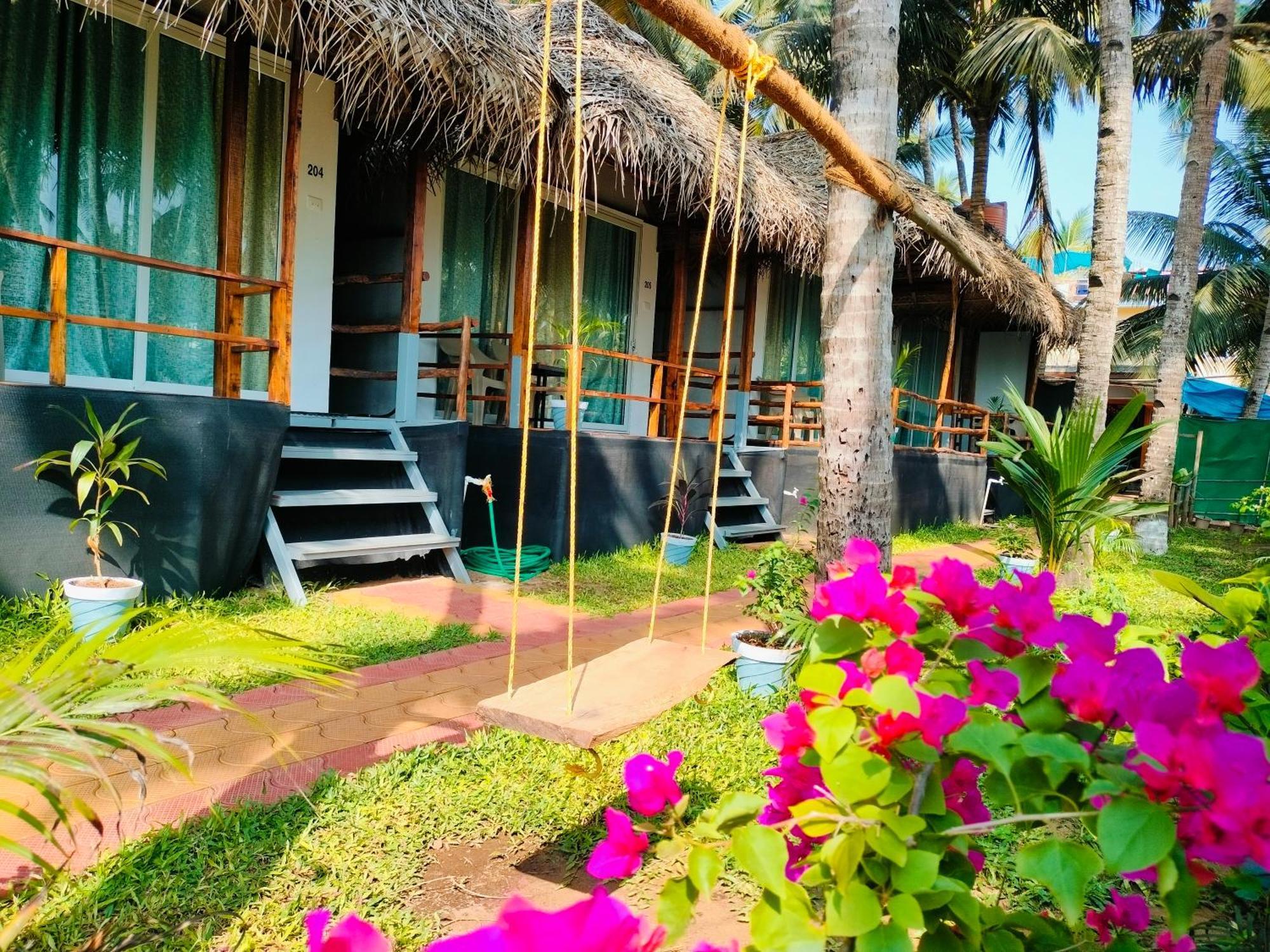 Agonda Beach Chalets Екстериор снимка