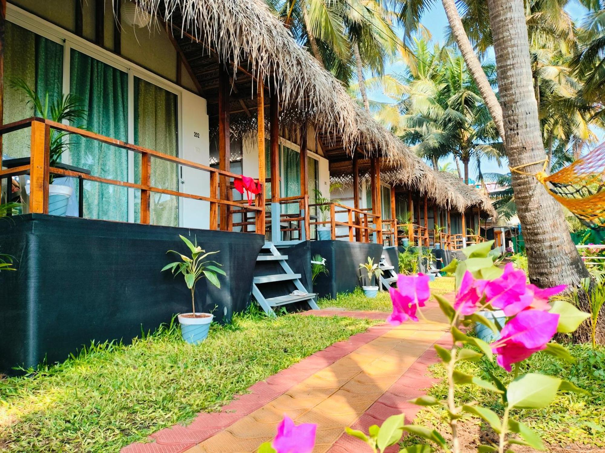 Agonda Beach Chalets Екстериор снимка