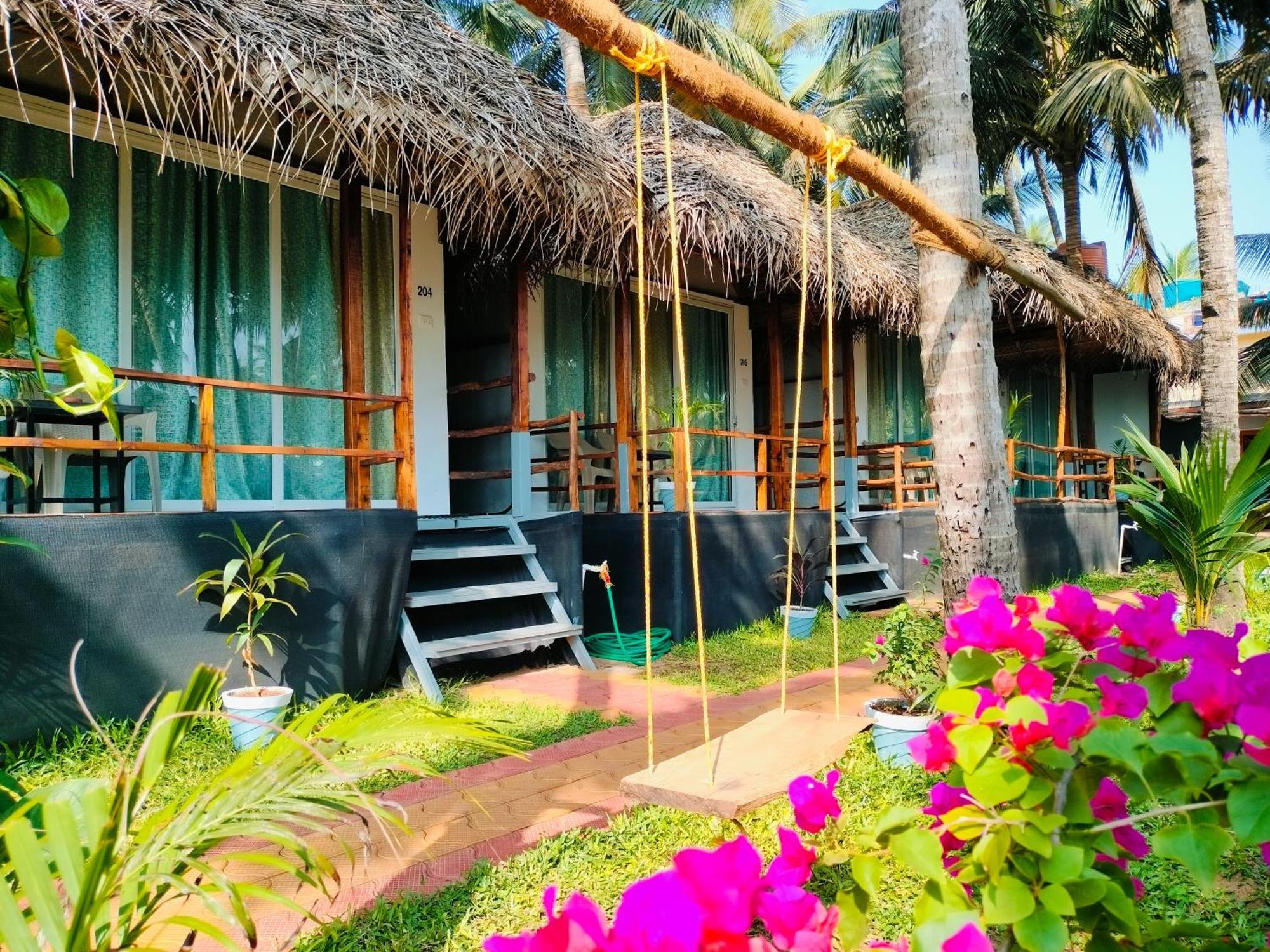 Agonda Beach Chalets Екстериор снимка