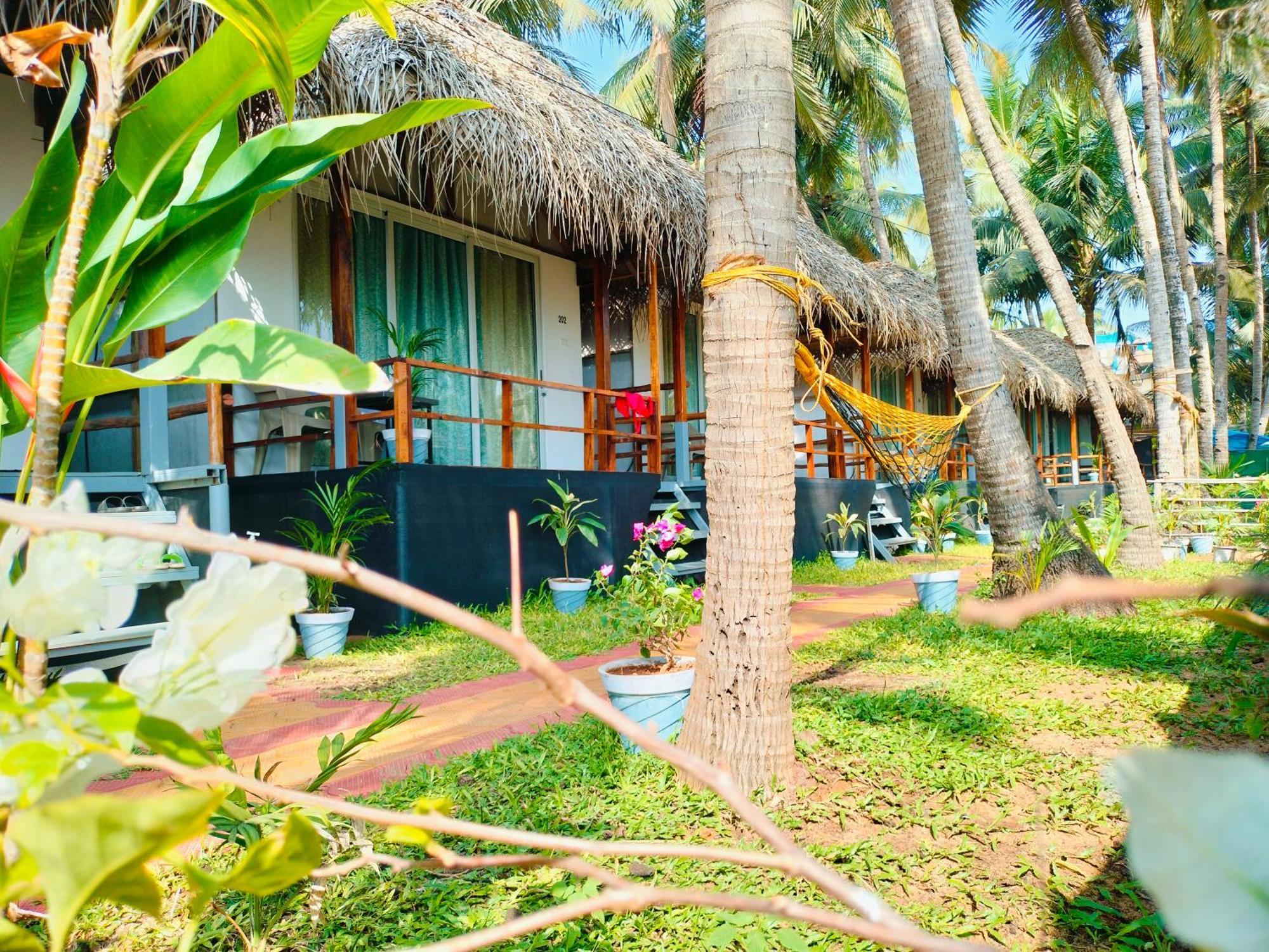 Agonda Beach Chalets Екстериор снимка