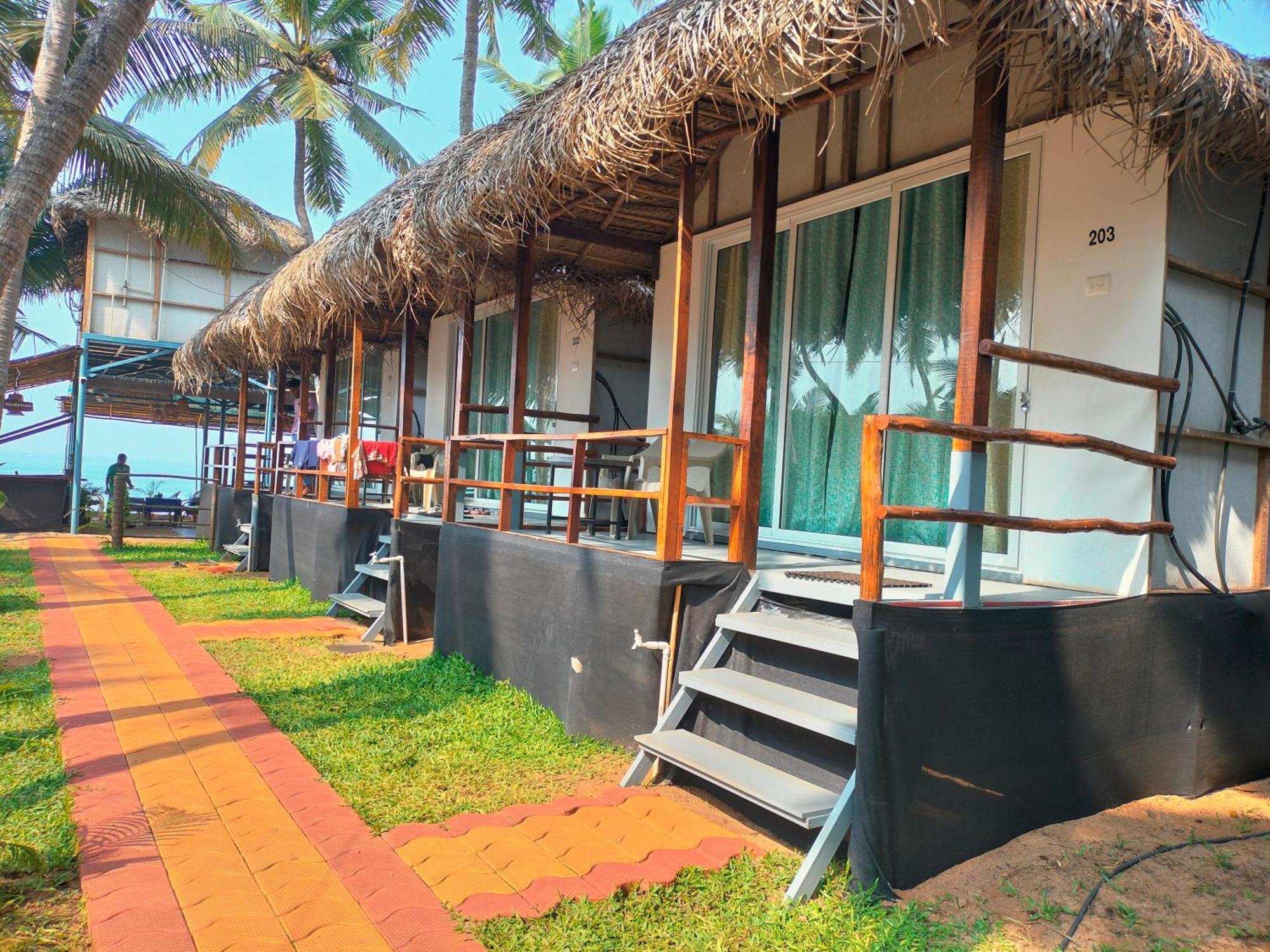 Agonda Beach Chalets Екстериор снимка