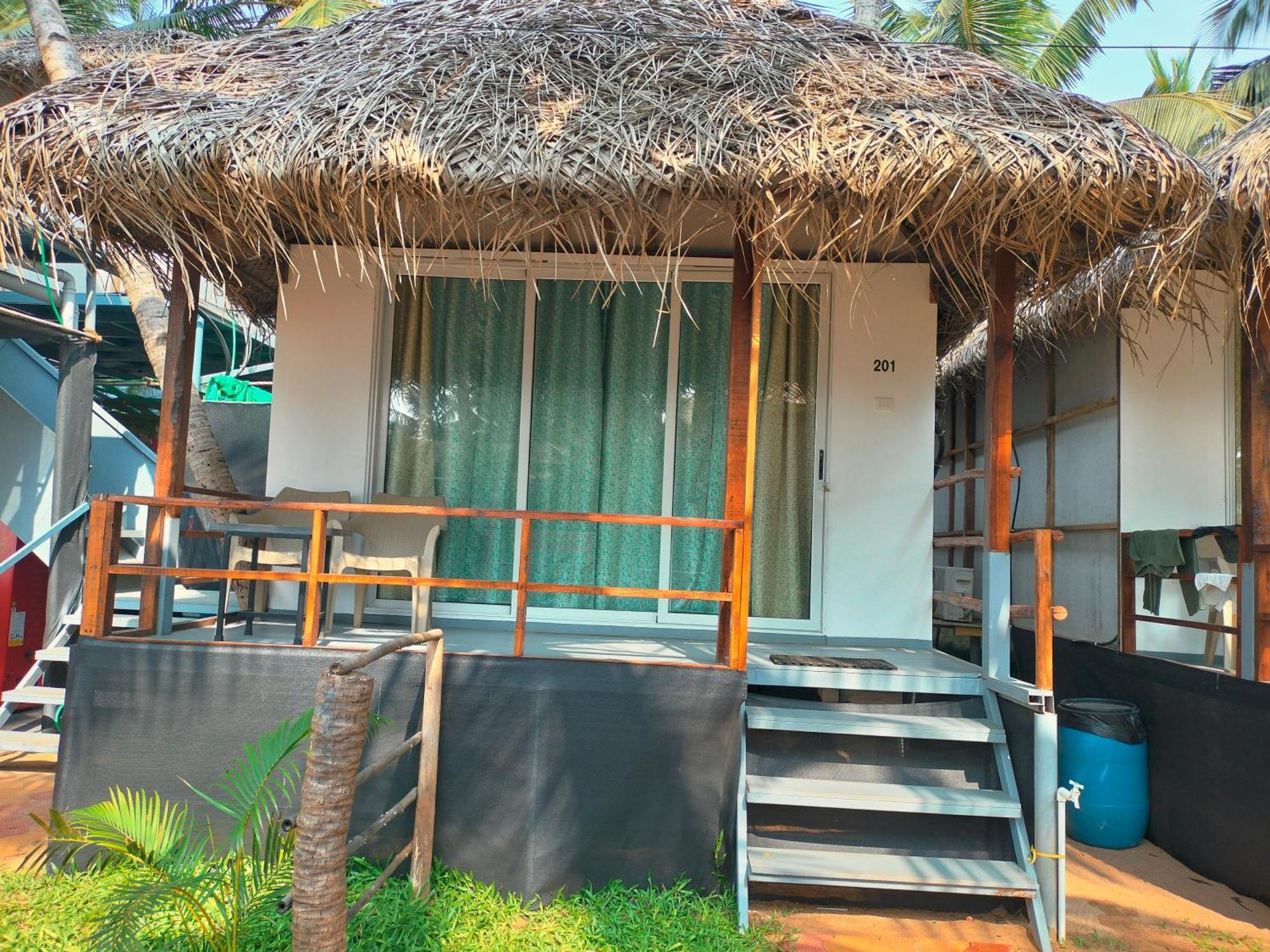 Agonda Beach Chalets Екстериор снимка